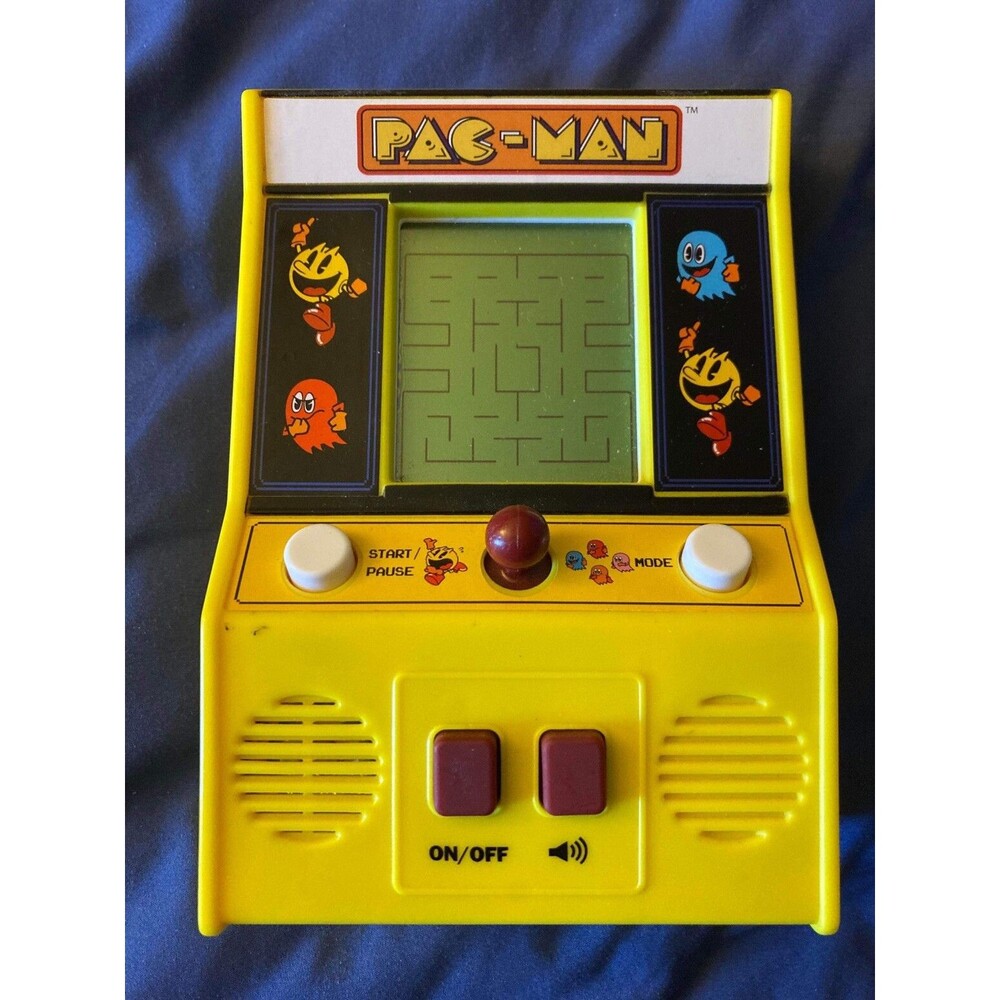 Pac-Man Electronic Handheld Tabletop Game Basic Fun Bandai Namco 09521